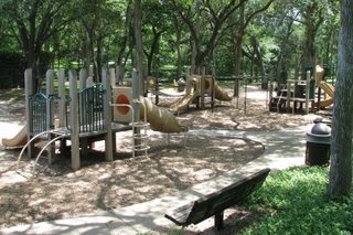 Davis Park playgrounds in highland park dallas