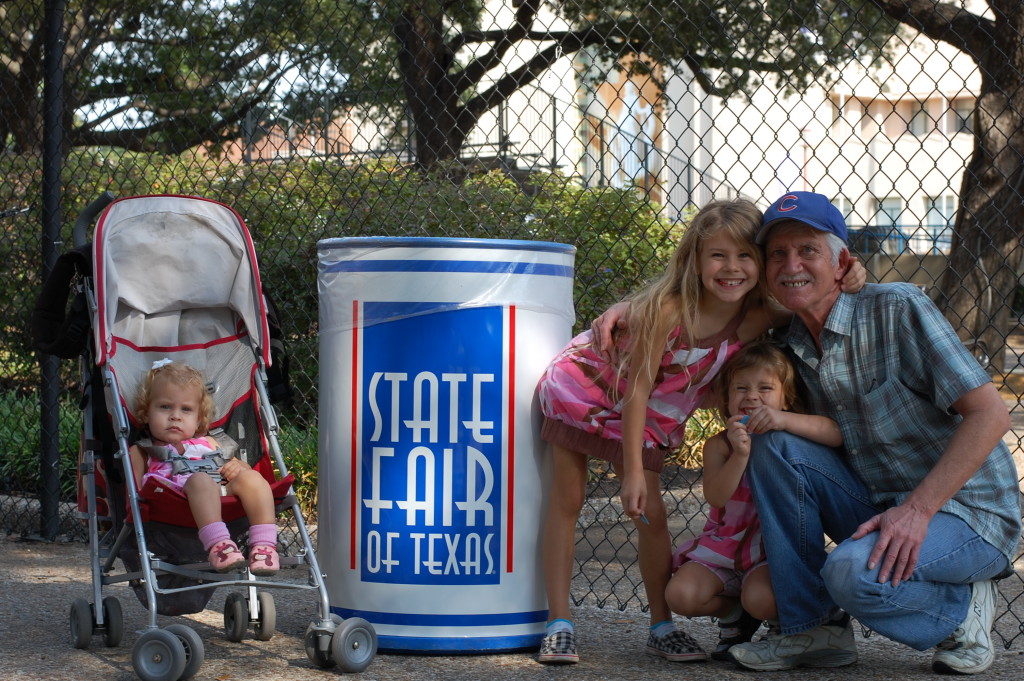 smiling family, tips for visiting the State Fair of Texas with kids