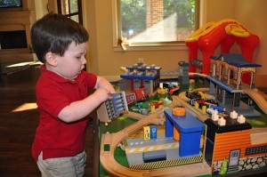 Dallas Moms Blog Toddler Must Haves Train Table