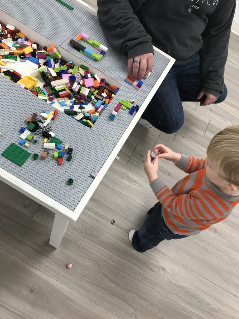 LEGO table