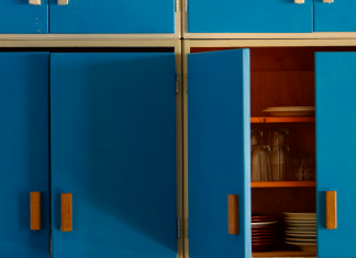 blue 60s kitchen cabinets, medicine cabinet organization