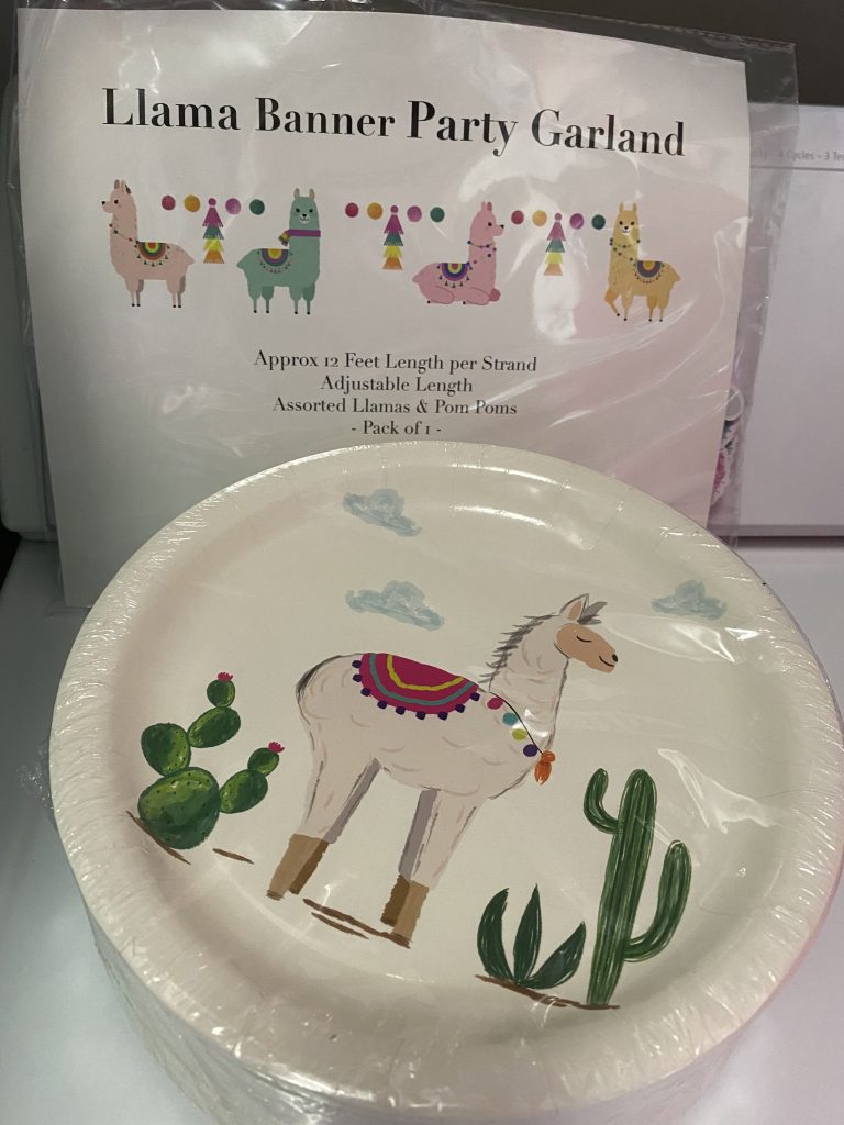 llama party garland and plates